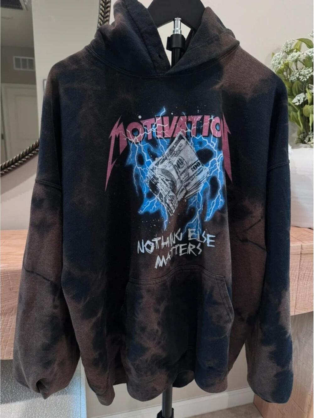 Vintage XL Graphic Print Hoodie